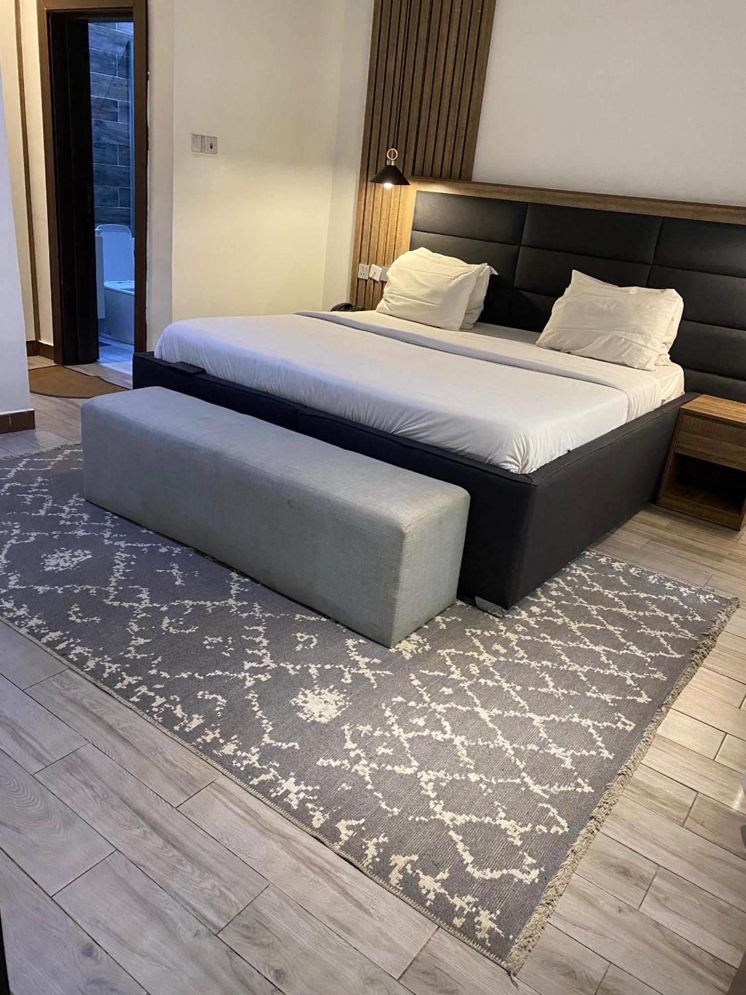 אבוג'ה Centurion Aparthotel מראה חיצוני תמונה